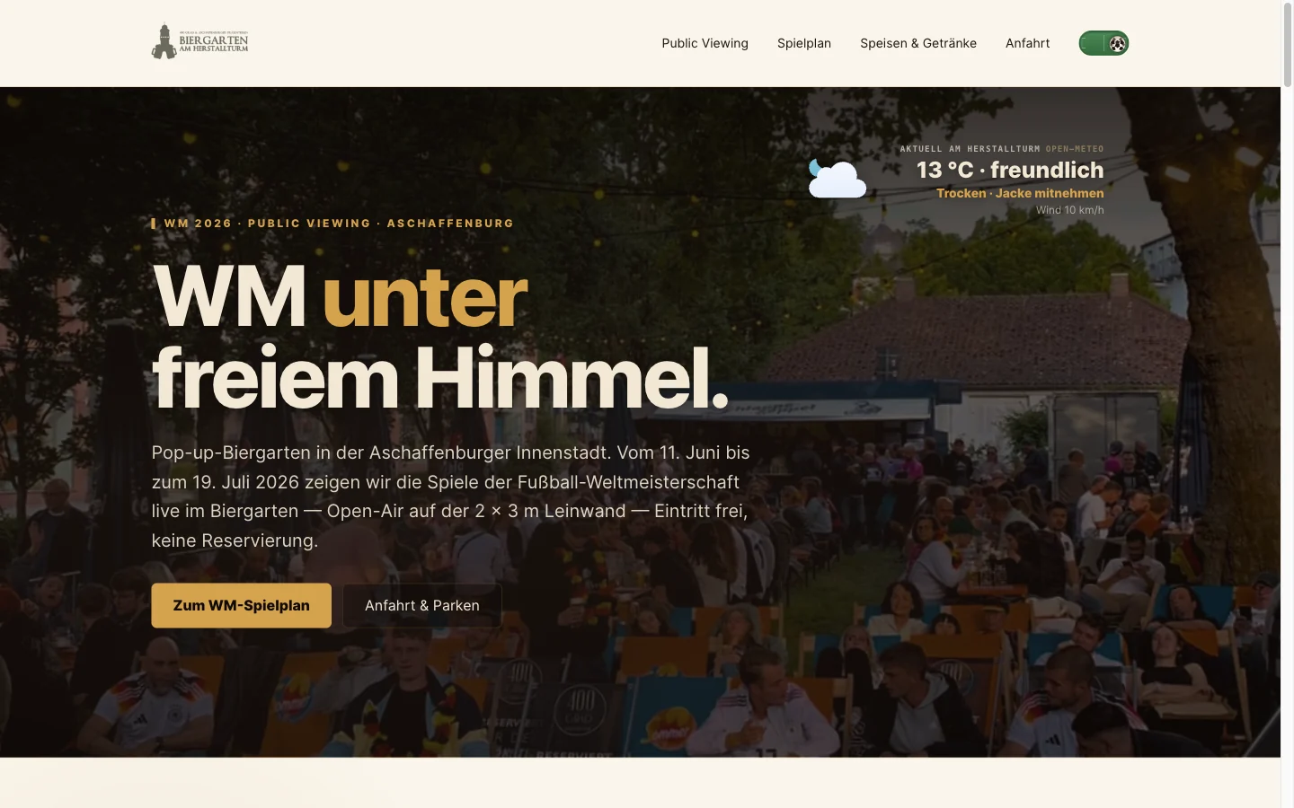Startseite von biergarten-am-herstallturm.de am Desktop: „WM unter freiem Himmel“ mit Foto vom Biergarten, Wetteranzeige und Schaltfläche „Zum WM-Spielplan“